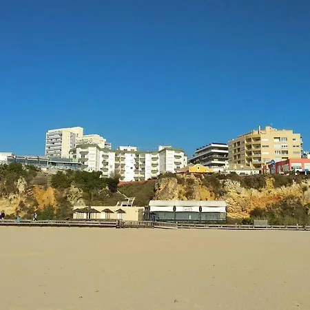 Sea View Apartment *